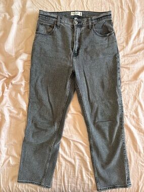 Abercrombie & Fitch Black Wash Ankle Straight High Rise Jeans